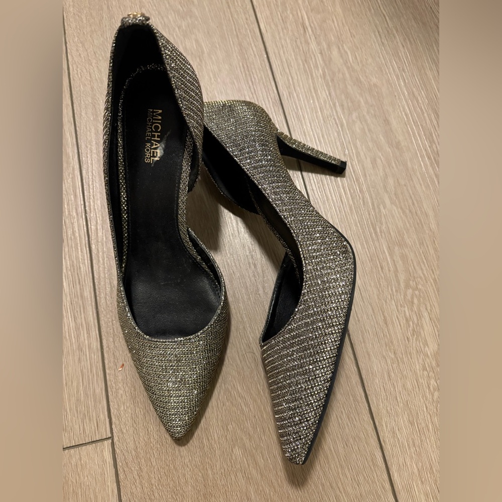 Michael Kors Dorothy Flex d'Orsay silver glitter pump